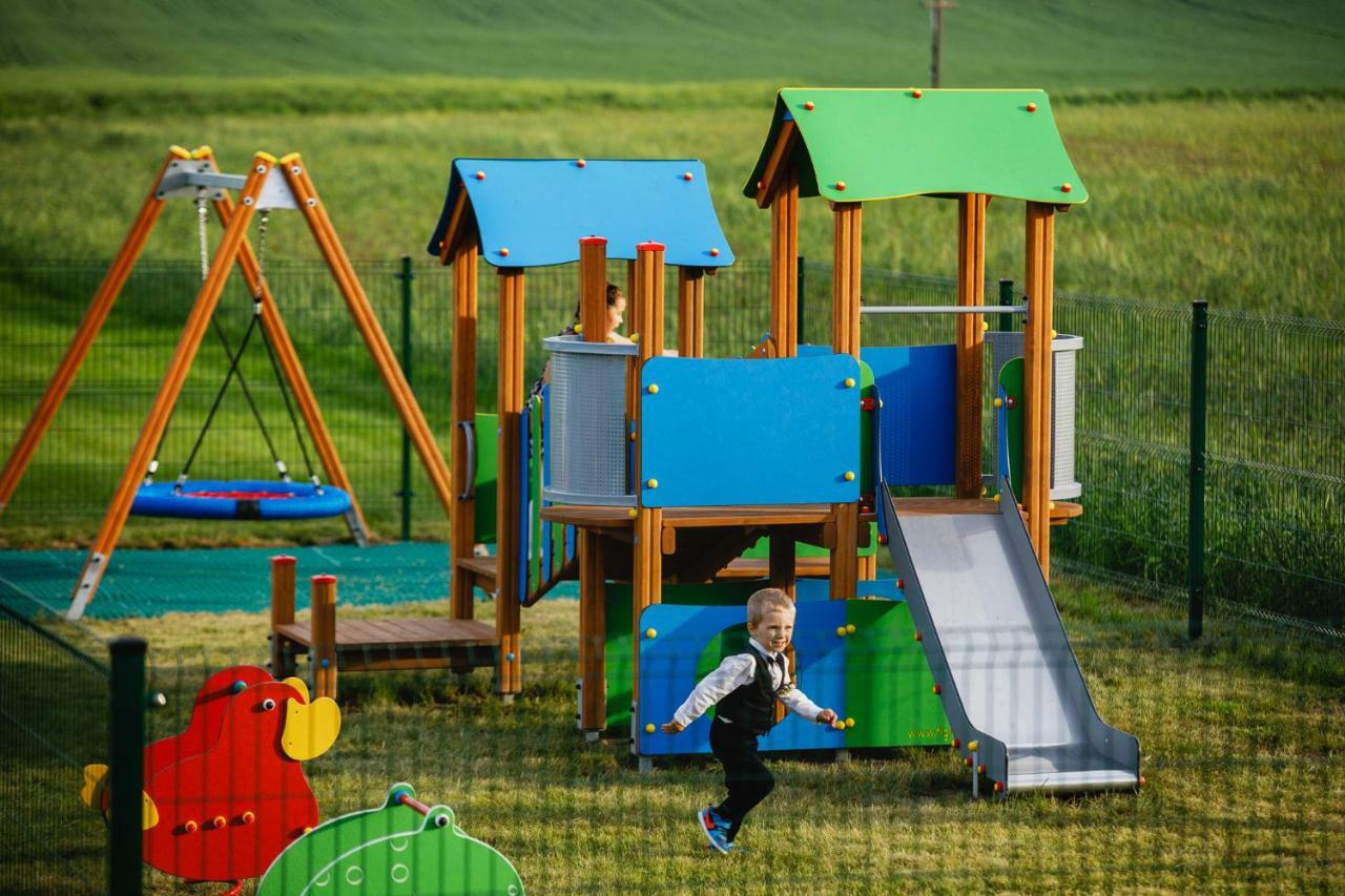 Biala Akacja Resort & Business Prudnik Eksteriør billede